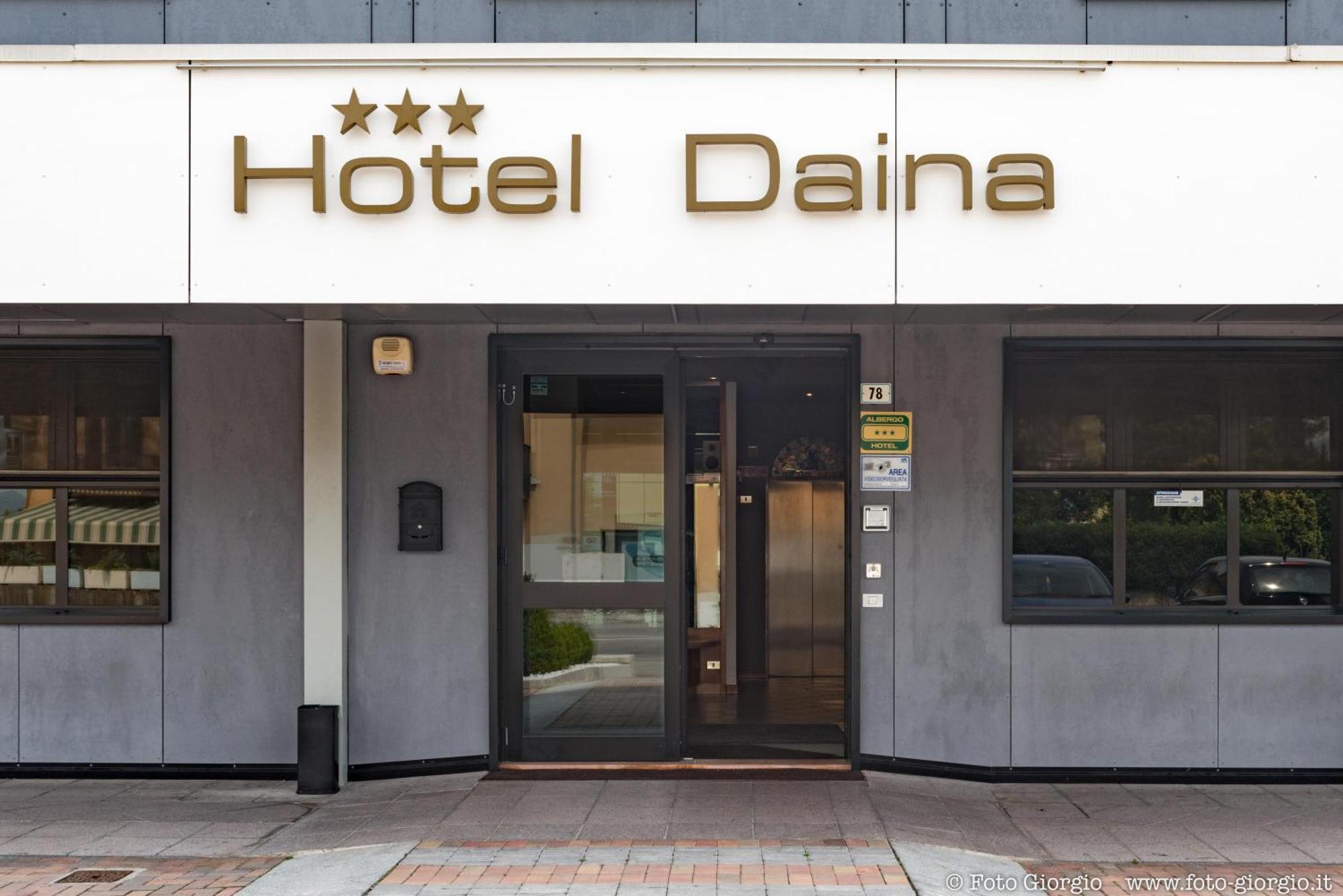 Hotel Daina Dalmine Extérieur photo